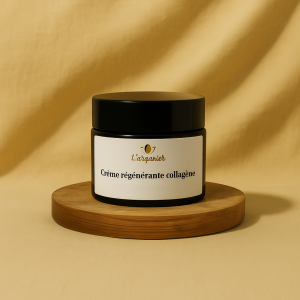 pot de creme régénérante sur présentoir en bois avec fond beige